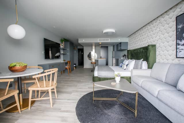 OCEAN VIEW DELUXE SUITE: PVT. BEACH & POOL — photo 3