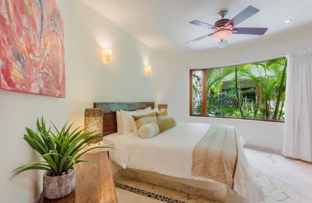 Maya Villa Condo Hotel and Beachclub — photo 3