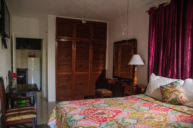 Firefly Beach Cottages — photo 3