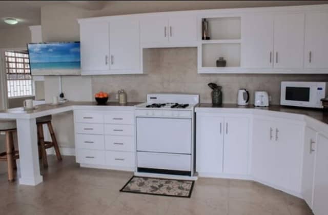 Carlisle Bay House - A Vacation Rental by Bougainvillea Barbados — photo 5